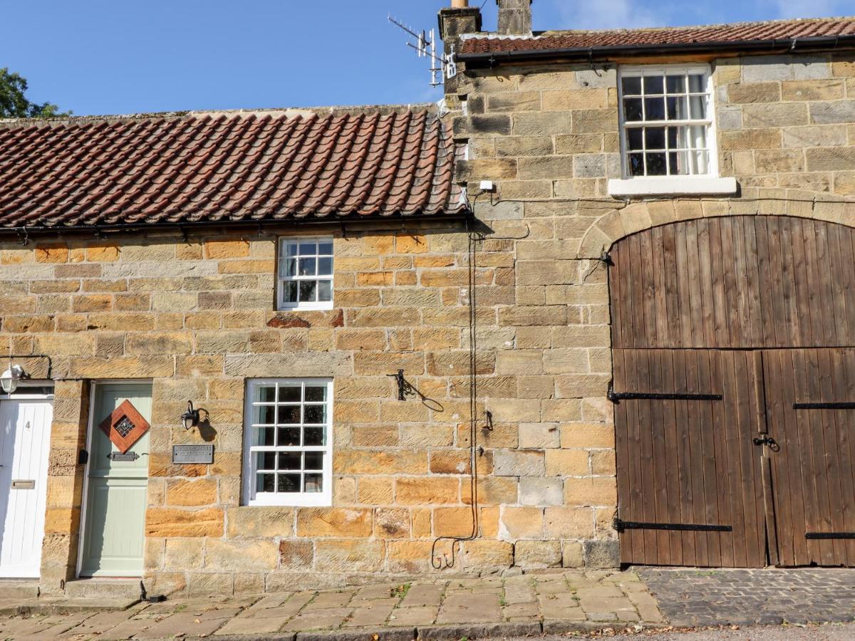 Michaelmass Cottage 惠特比 外观 照片