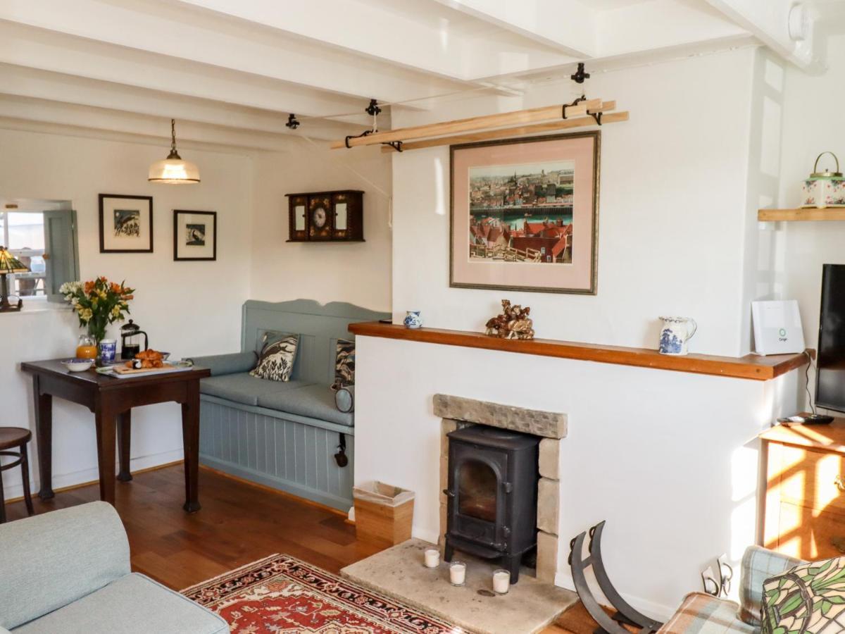 Michaelmass Cottage 惠特比 外观 照片